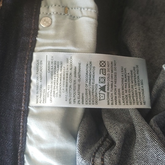 Levis Signature PLUS size 26 Modern Capri - Picture 6 of 11